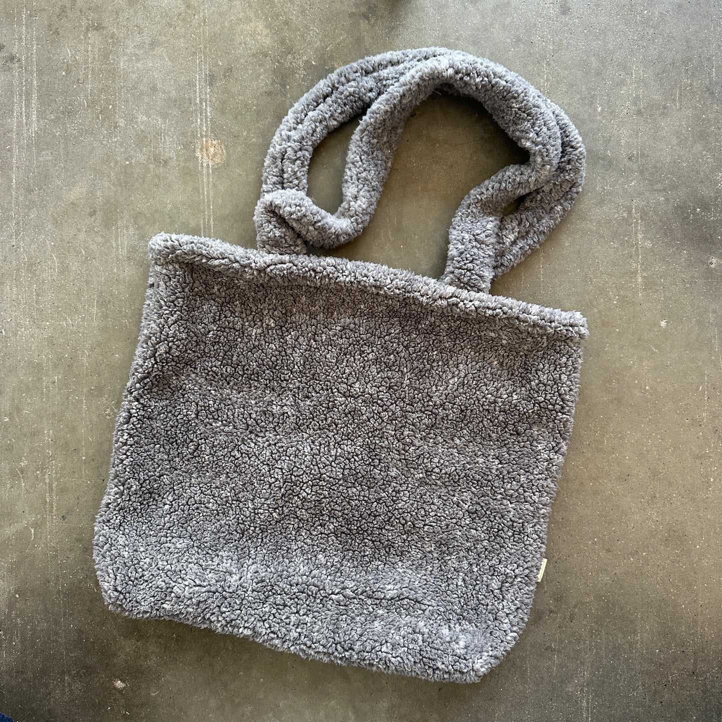 Teddy Tote - Grey