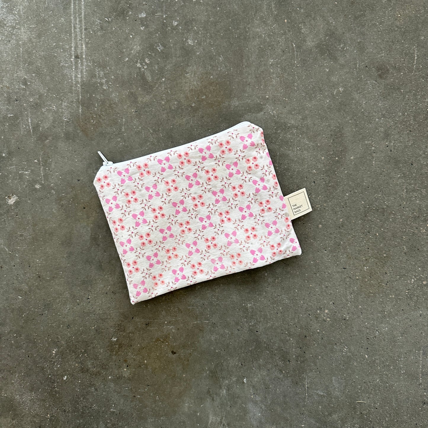 Water Resistant Snack Bag - Pink Petals