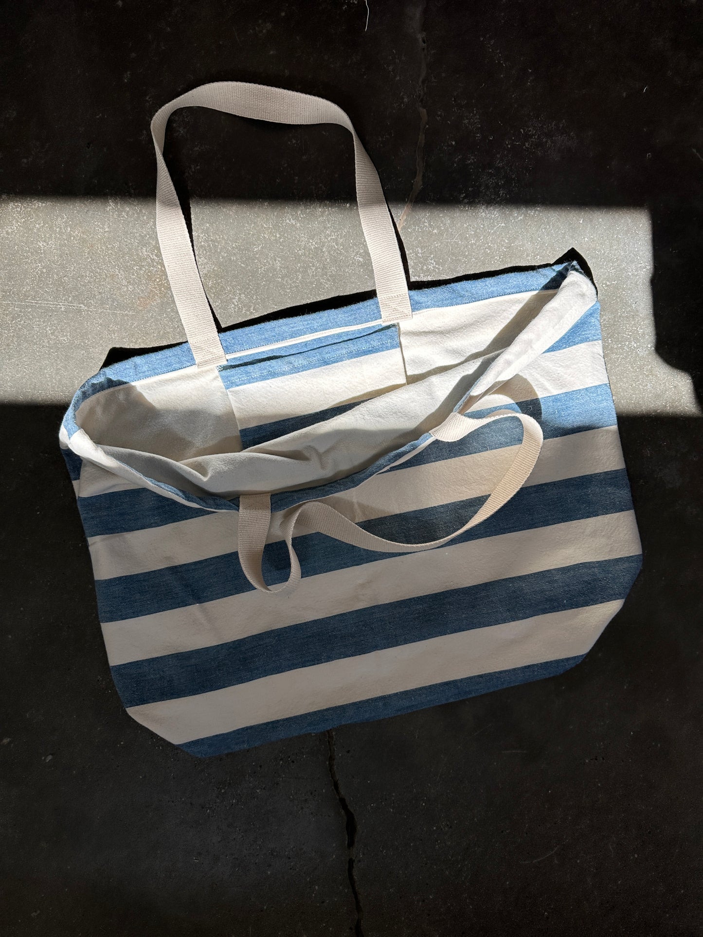 Mellow Yellow Floral Snack Bag