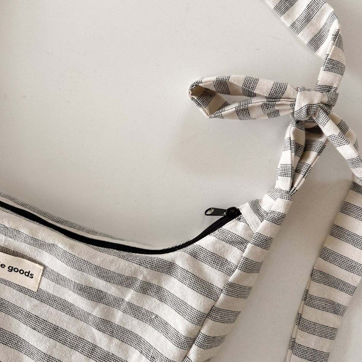 The Halv Sling Bag Digital PDF Sewing Pattern